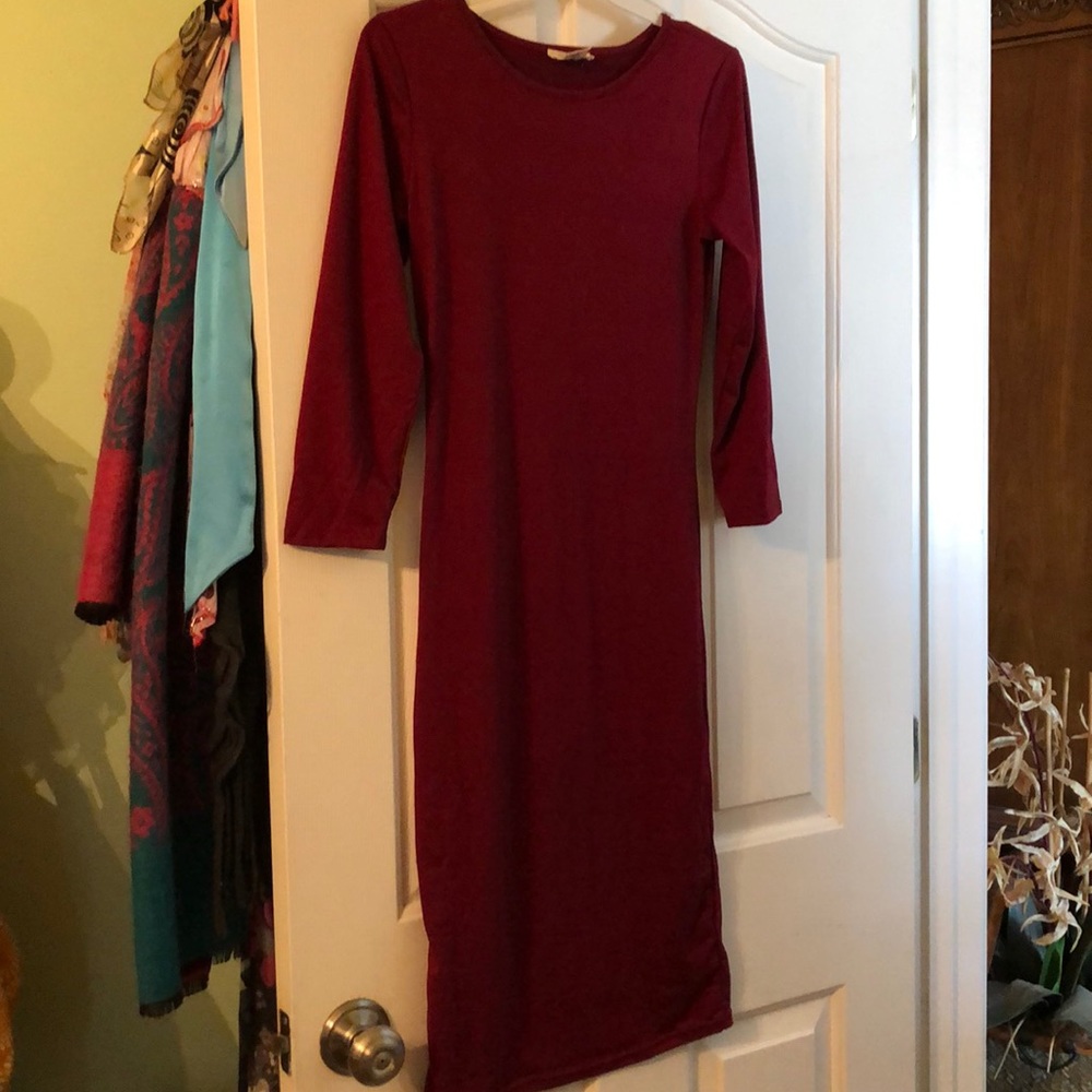 Dress - Picture 2 of 2